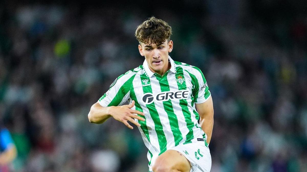 Mateo Flores of Real Betis in action during the UEFA Conference League, football match played between Real Betis and NK Celje at Benito Villamarin stadium on November 7, 2024, in Sevilla, Spain. AFP7 07/11/2024 ONLY FOR USE IN SPAIN. Joaquin Corchero / AFP7 / Europa Press;2024;SOCCER;SPORT;ZSOCCER;ZSPORT;Real Betis v NK Celje - UEFA Conference League;