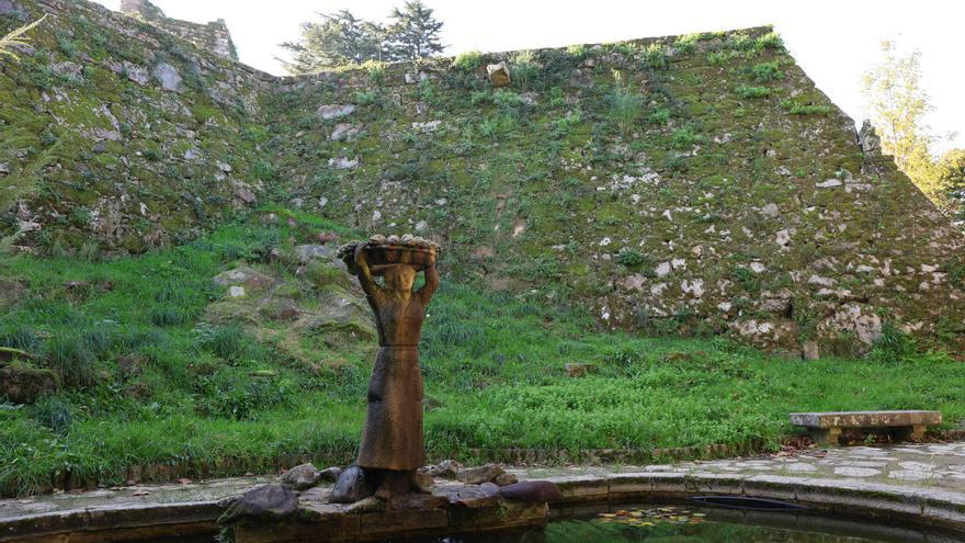 Los moradores de piedra de O Castro: una galería de arte al aire libre