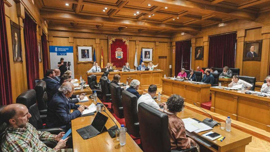 La Diputación cofinancia la construcción de centros de mayores en siete concellos