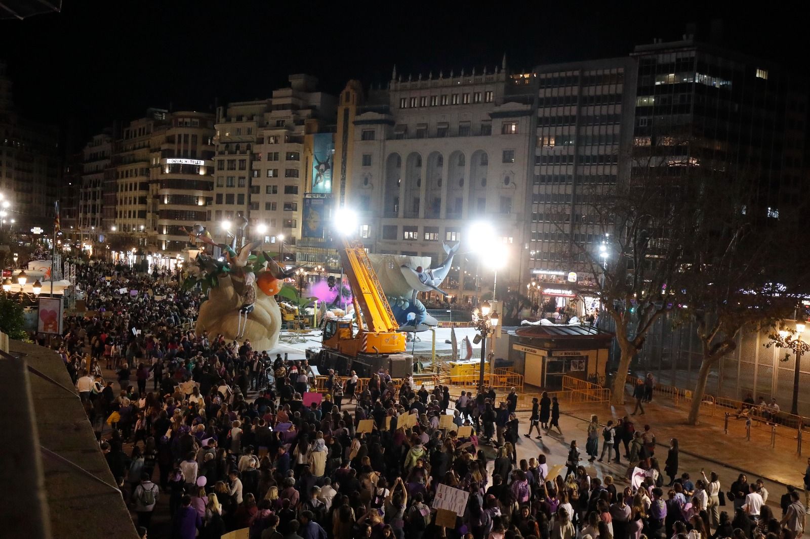 La manifestación de la Coordinadora Feminista de València para celebrar el 8 M