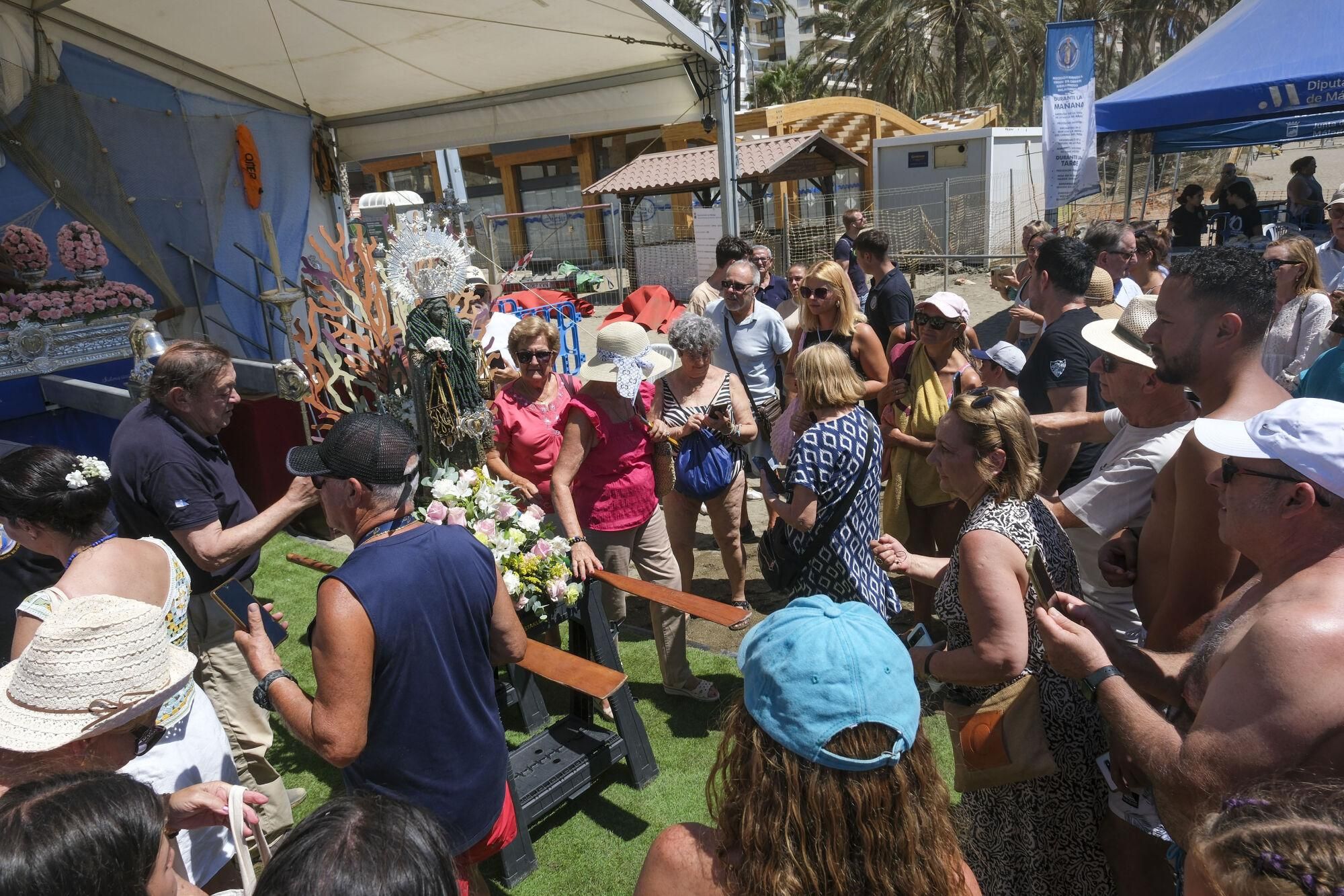 Procesión de la Virgen del Carmen de los submarinistas en La Malagueta