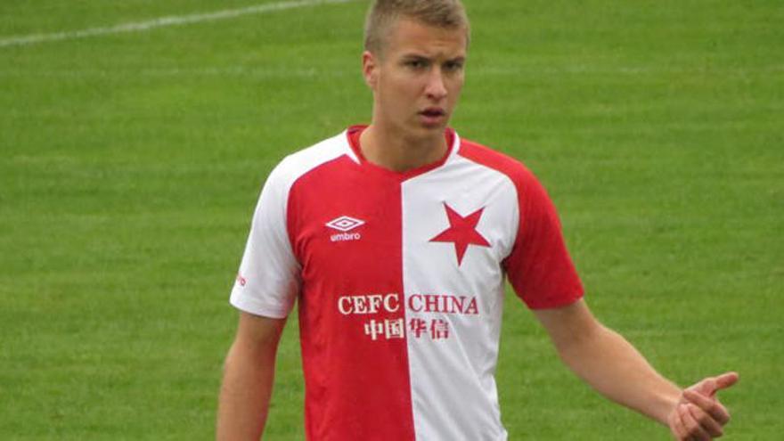 Vojtech Mares, con la camiseta de Slavia de Praga.