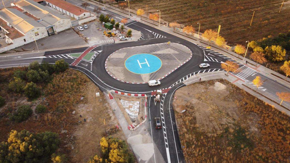 La actuación se sitúa en el cruce de la avenida de Gil de Atrosillo con los viales de Les Capçades y Benet XIII, donde está el helipuerto.