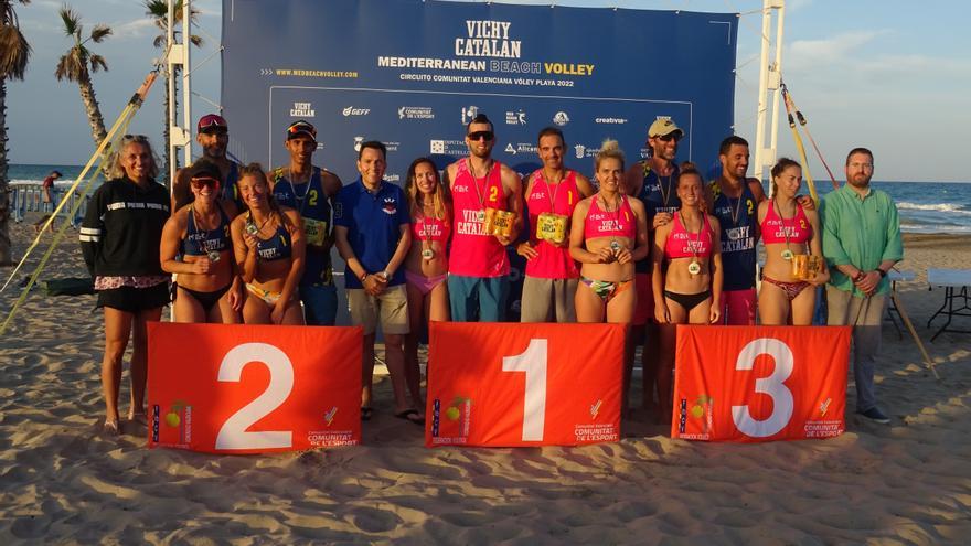 Canet cierra con éxito el Campeonato Autonómico de Vóley-playa