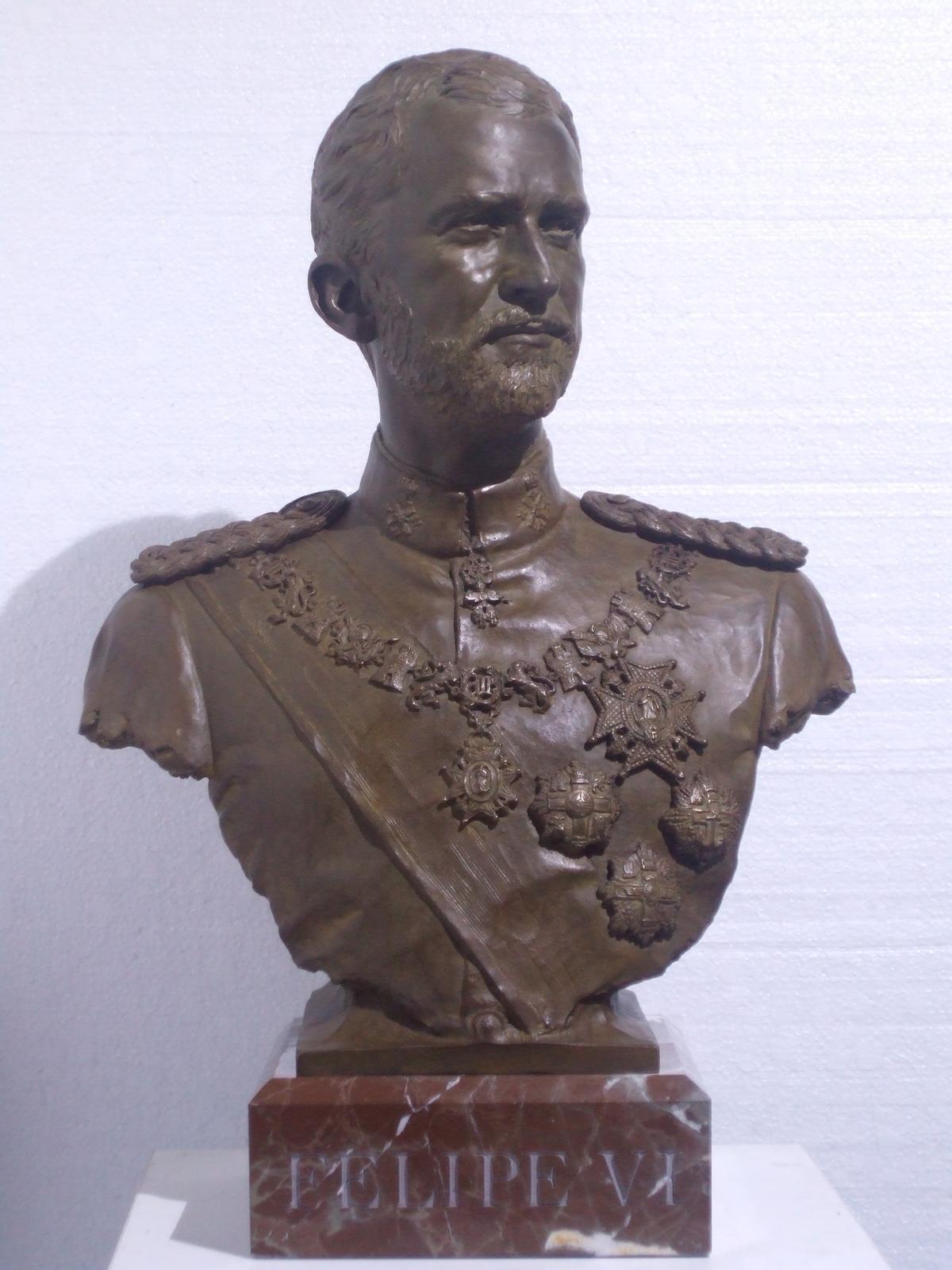 Busto de Felipe IV obra de Ruiz Montes.