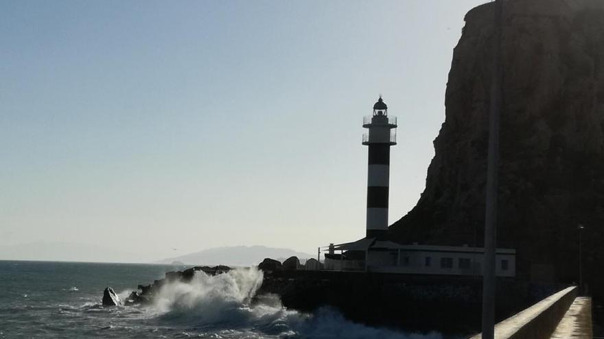 El temporal deja amarrada la flota pesquera en Águilas