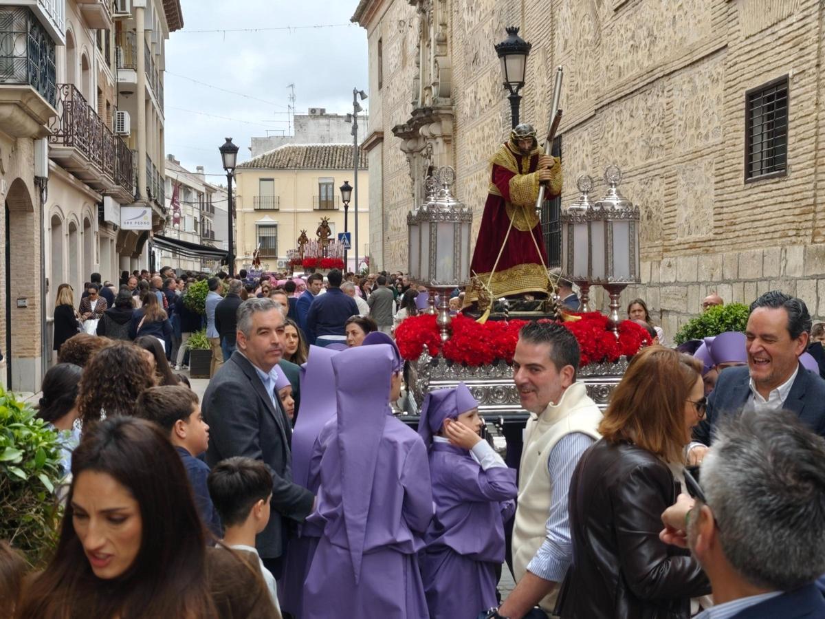 Los pequeños de Lucena y Villanueva de Córdoba disfrutan de la Semana Santa chiquita