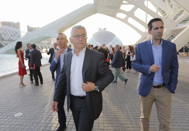 Hortensia Herrero y Jaume Plensa inauguran la exposición de esculturas del barcelonés en la Ciudad de las Artes