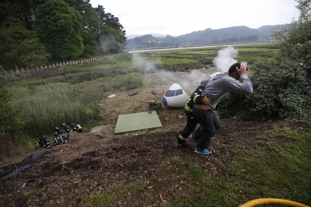 Doble simulacro de emergencias en Asturias: un accidente de avión y un gran incendio forestal