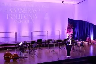 Las mejores imágenes de la velada de exhibición de los coros locales en el Certamen de Habaneras 2026 de Torrevieja
