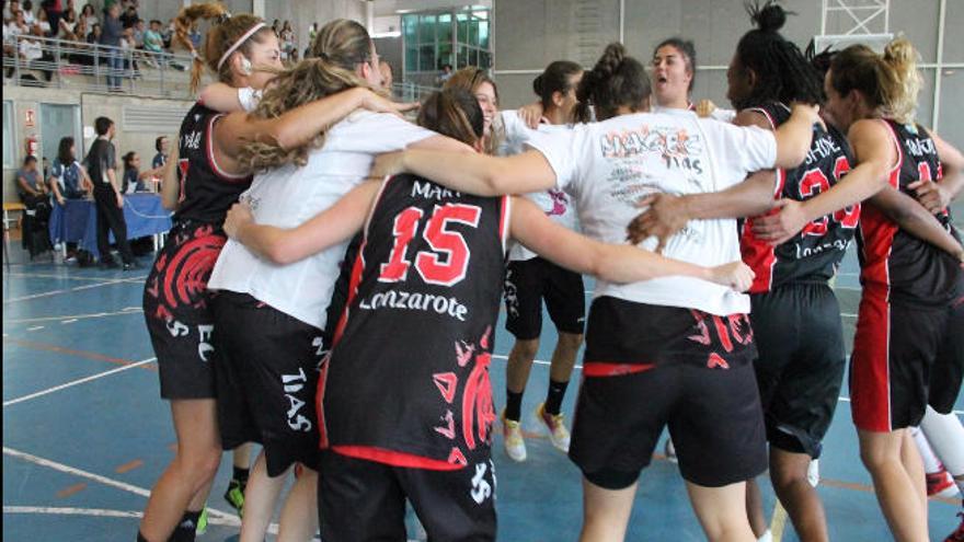 Las jugadoras del Magec Tías celebran un triunfo en la pasada temporada