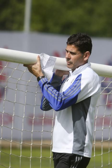 Entrenamiento del Real Oviedo en el Requexón, 02/05/2017