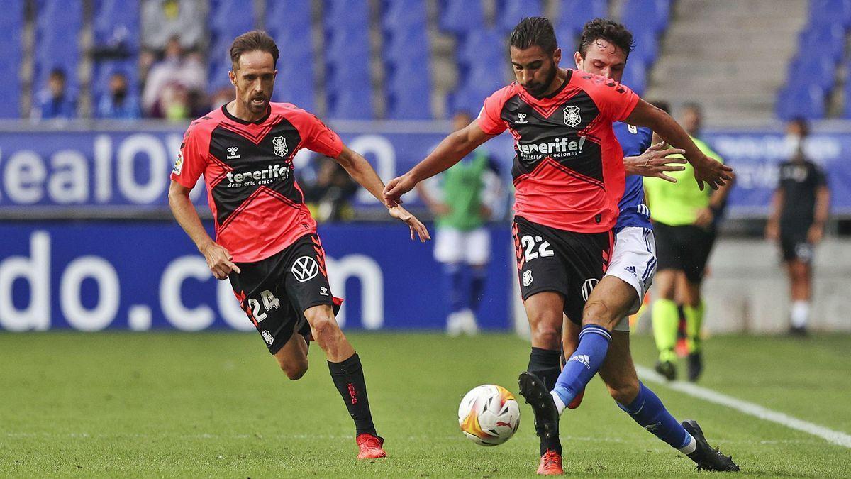 Míchel Herrero durante uno de sus primeros partidos con el CD Tenerife.