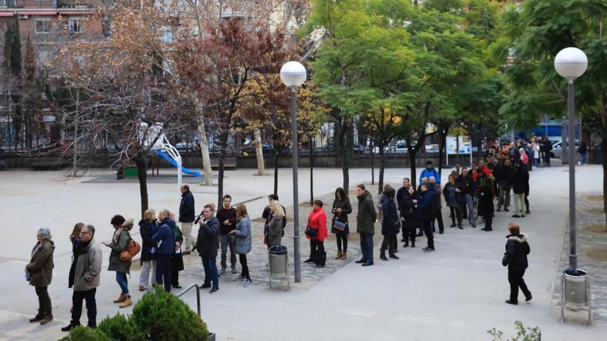 Los colegios electorales catalanes abren sin &quot;incidencias remarcables&quot;