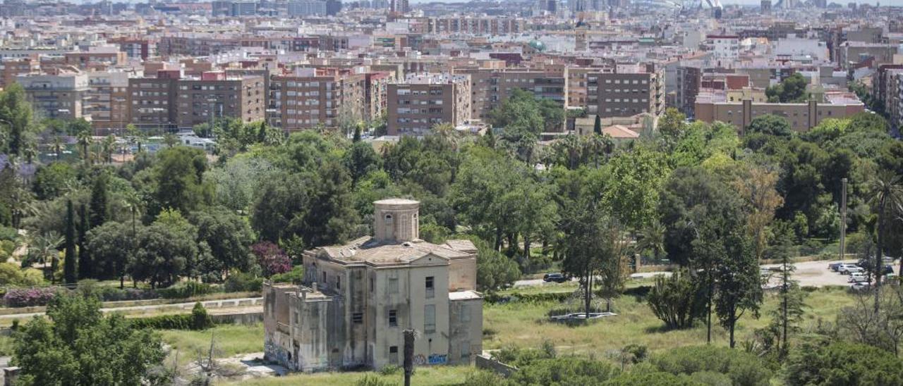 La ampliación del Parque de Benicalap con el jardín al fondo