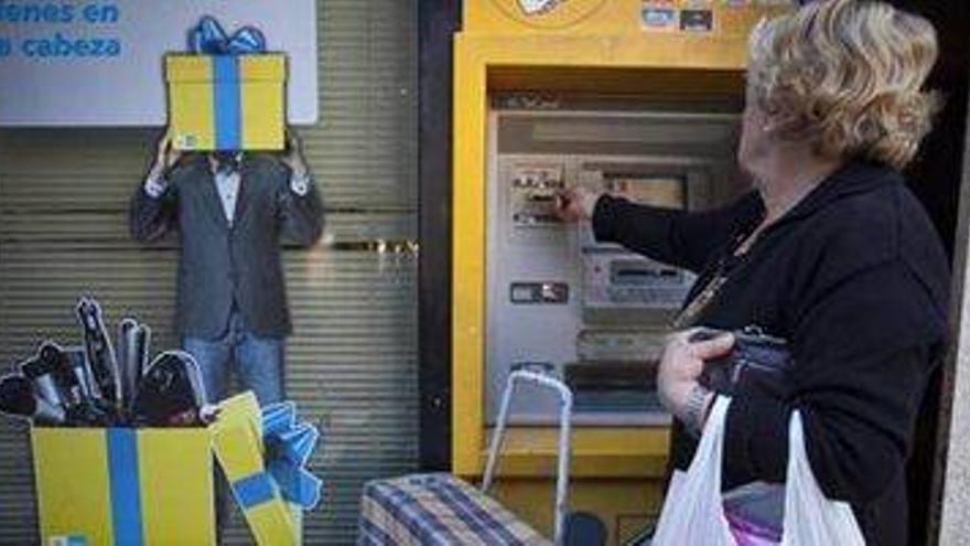 Los ahorros de las familias de Castellón caen tras años al alza