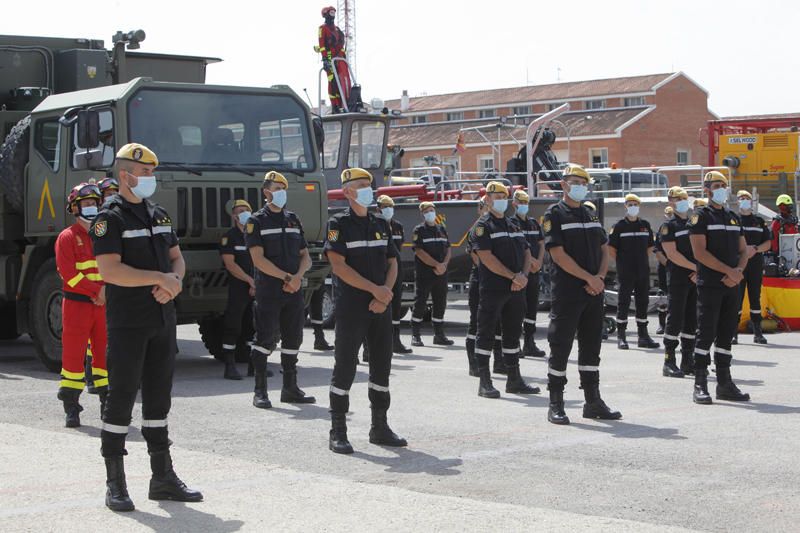 Gloria Calero visita la Unidad Militar de Emergencias, UME en la base militar de Bétera