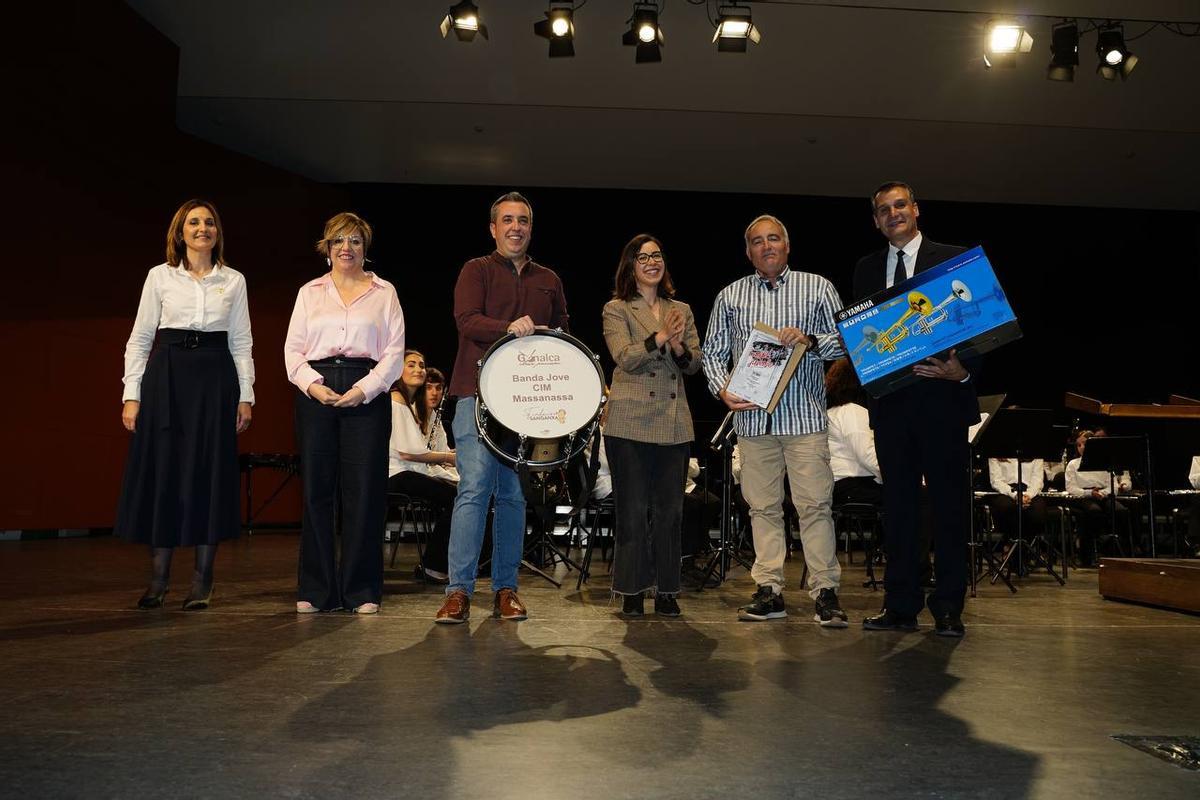 Entrega de instrumentos a las bandas afectadas por la dana.