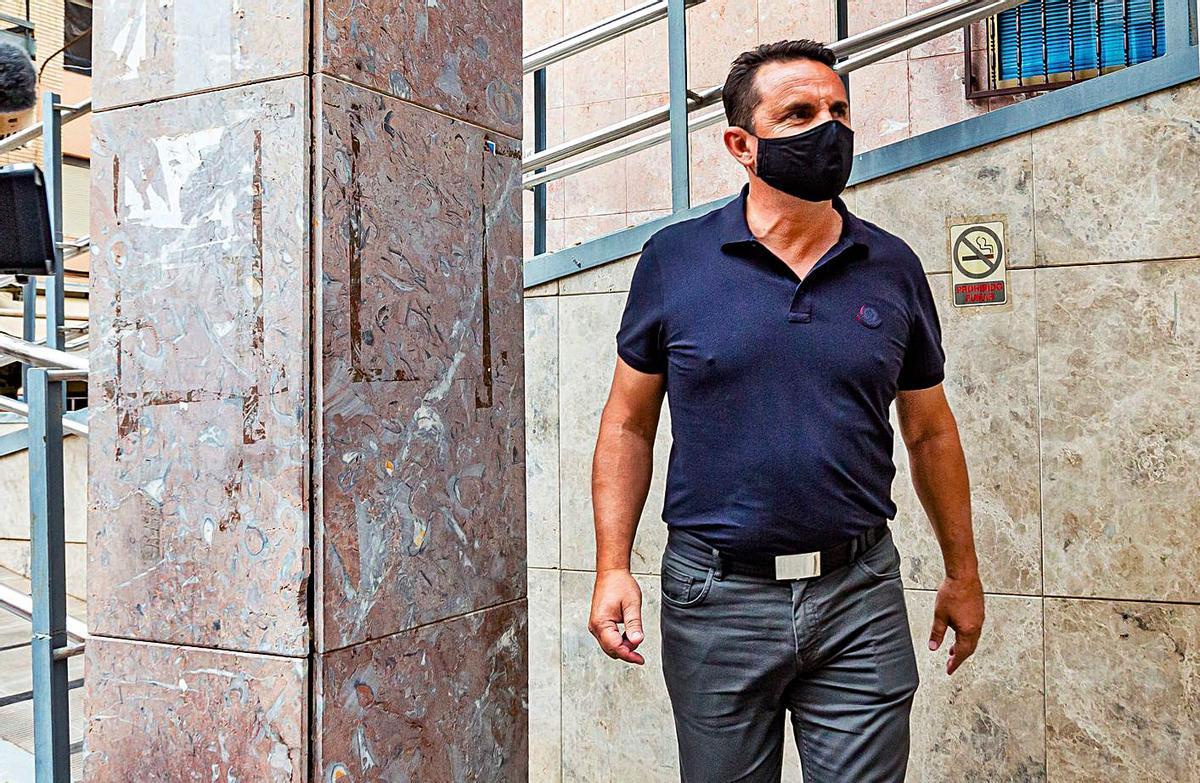 Bernabé Cano, el día que declaró por estos hechos en los juzgados de La Vila