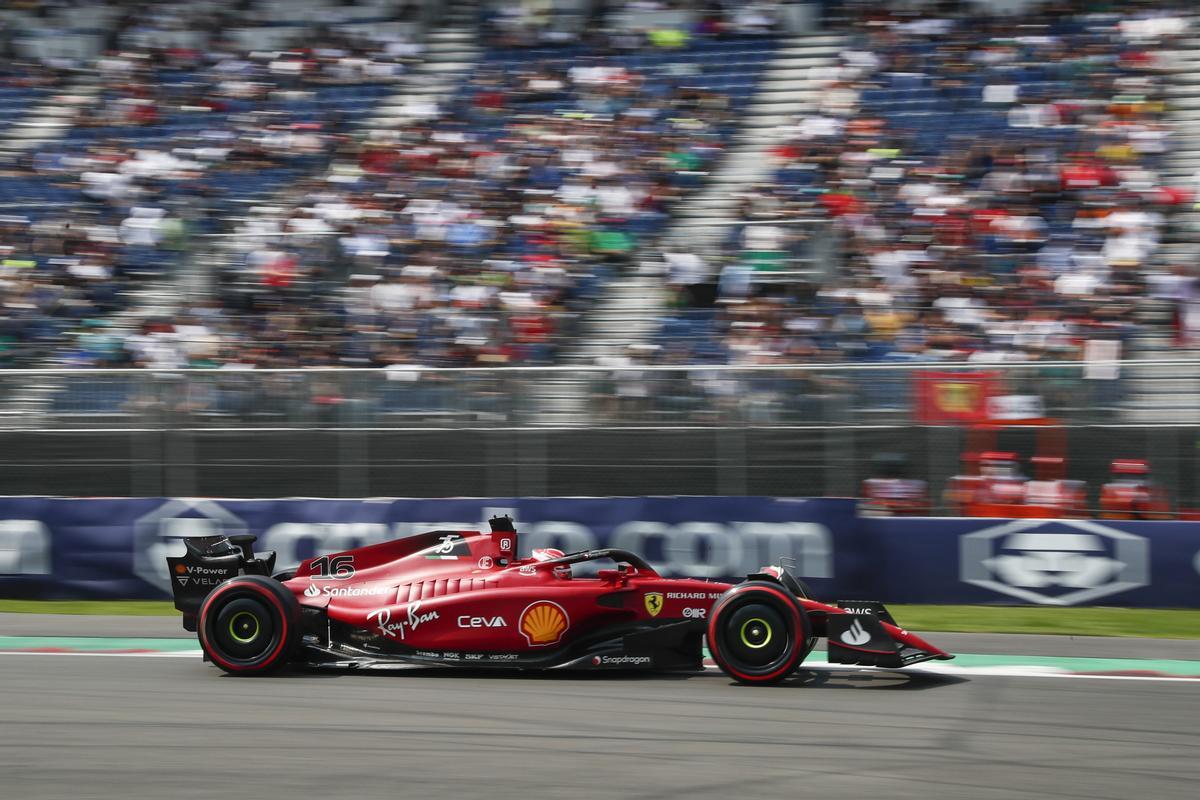 Carlos Sainz, el mejor en los primeros entrenamientos libres en México.