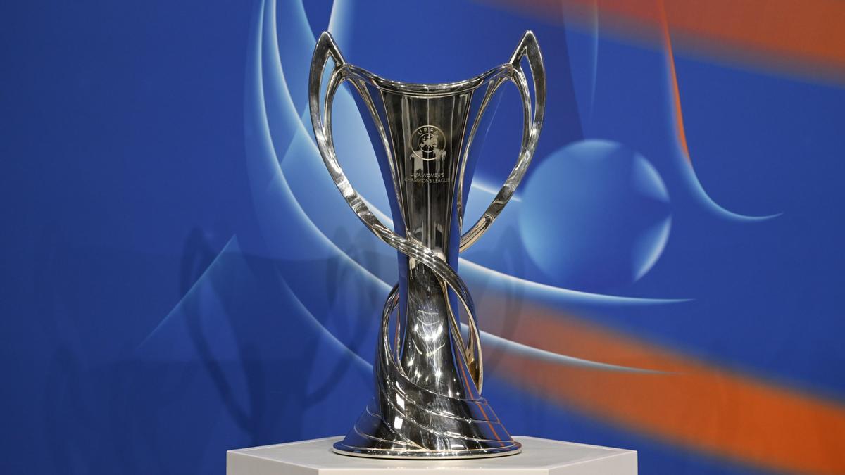 El trofeo de la Women's Champions League