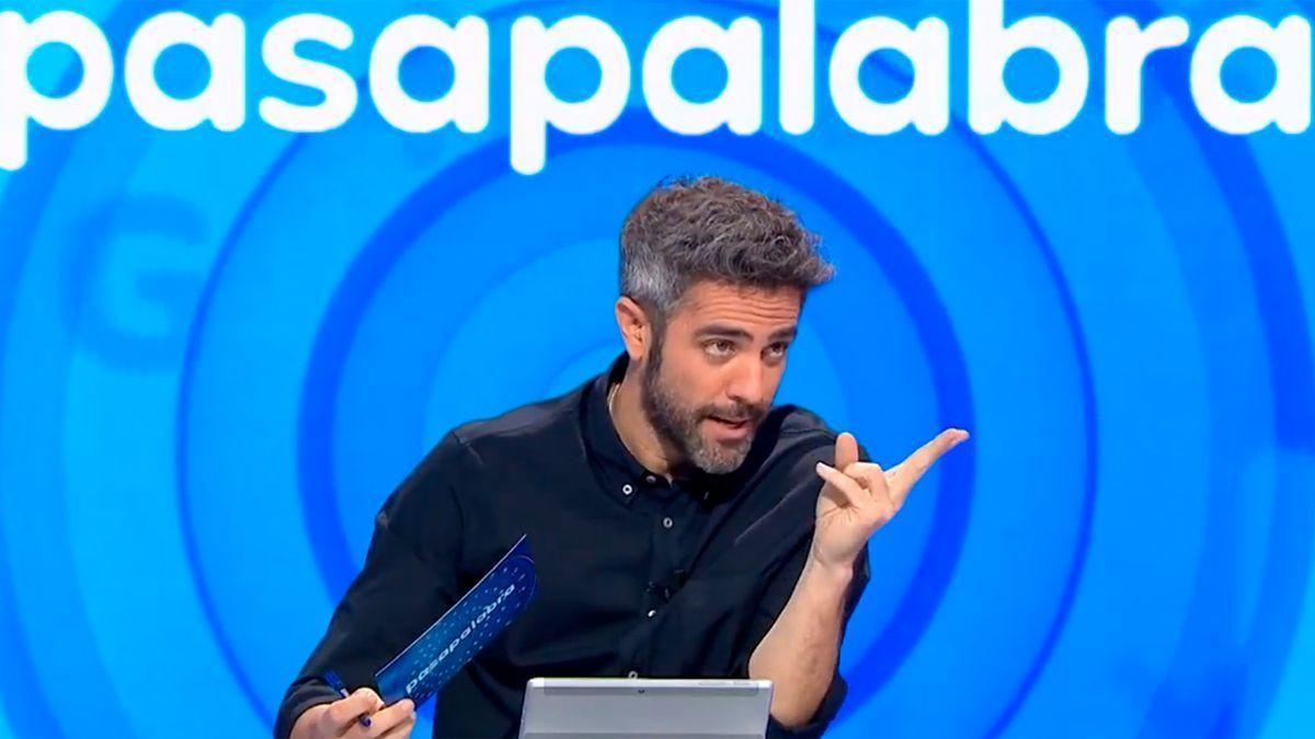 La sanción de la dirección de Pasapalabra a Orestes por un comentario: &quot;Te quitan dos segundos&quot;