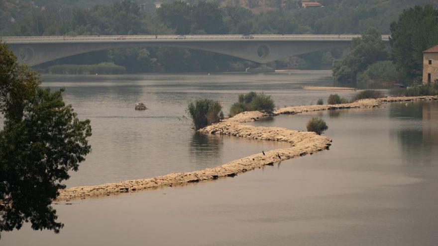 El Duero, a su paso por Zamora. |