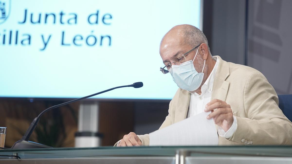 El vicepresidente de la Junta de Castilla y León, Francisco Igea, durante la rueda de prensa