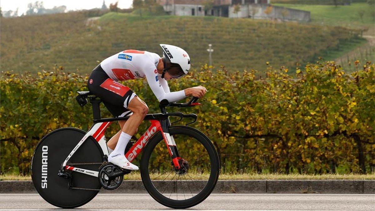 Hindley se juega el triunfo en el Giro hoy