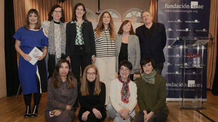 Les responsables de l'informe "On estan les dones en les arts escèniques?"