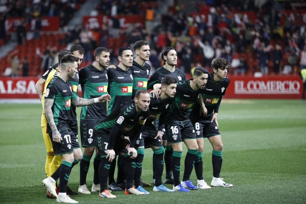 El partido entre el Sporting y el Elche, en imágenes