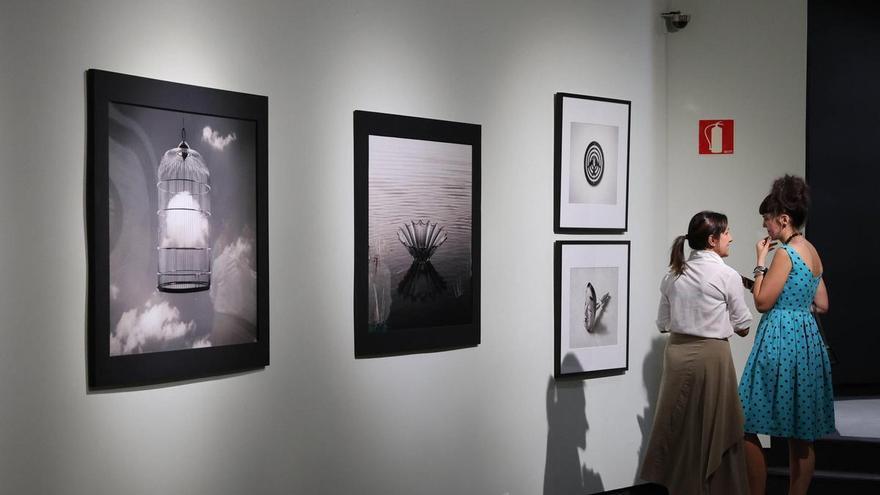 La obra de Chema Madoz, el fotógrafo poeta, ya se puede disfrutar en el Teatro Afundación