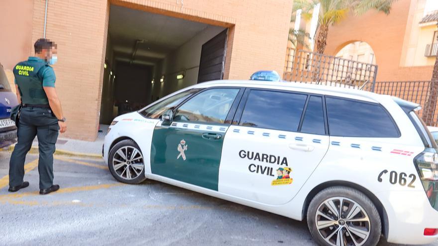 Detienen a la mujer acusada de matar a su hijo de 2 años en Bigastro