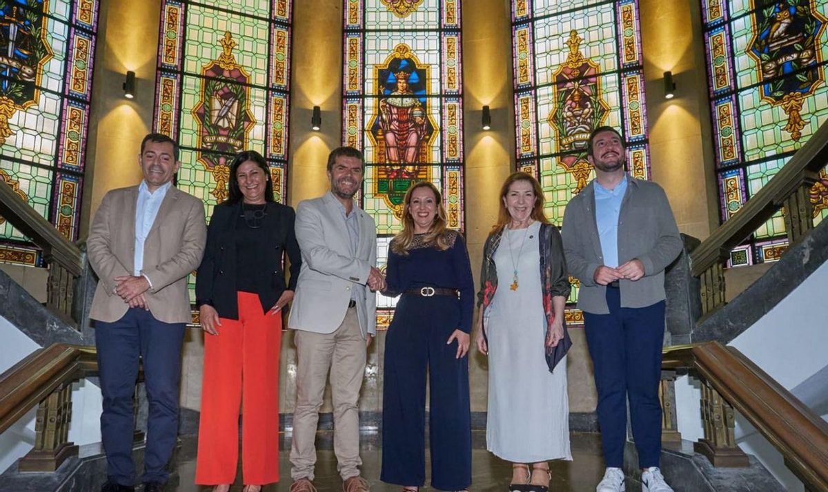Los ejes de esta revolución silenciosa es la movilidad gratuita, escalonamiento de horarios y fomento del coche compartido. | | ED