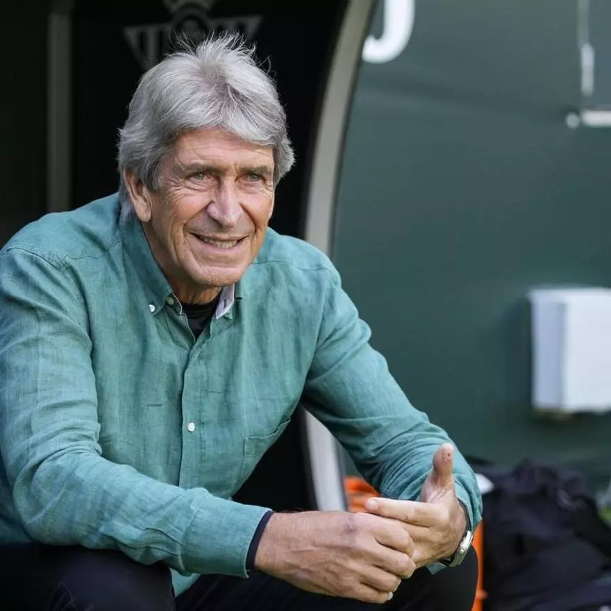 (9) Manuel Pellegrini