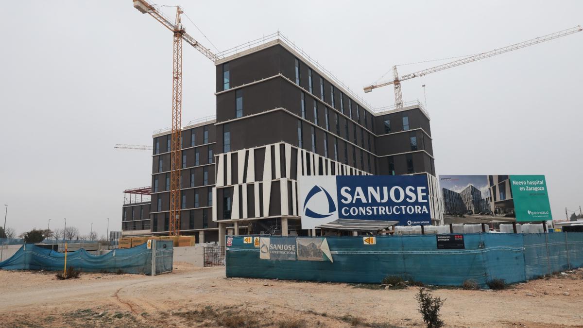 Estado de las obras del nuevo hospital Quironsalud Zaragoza, hace dos meses.