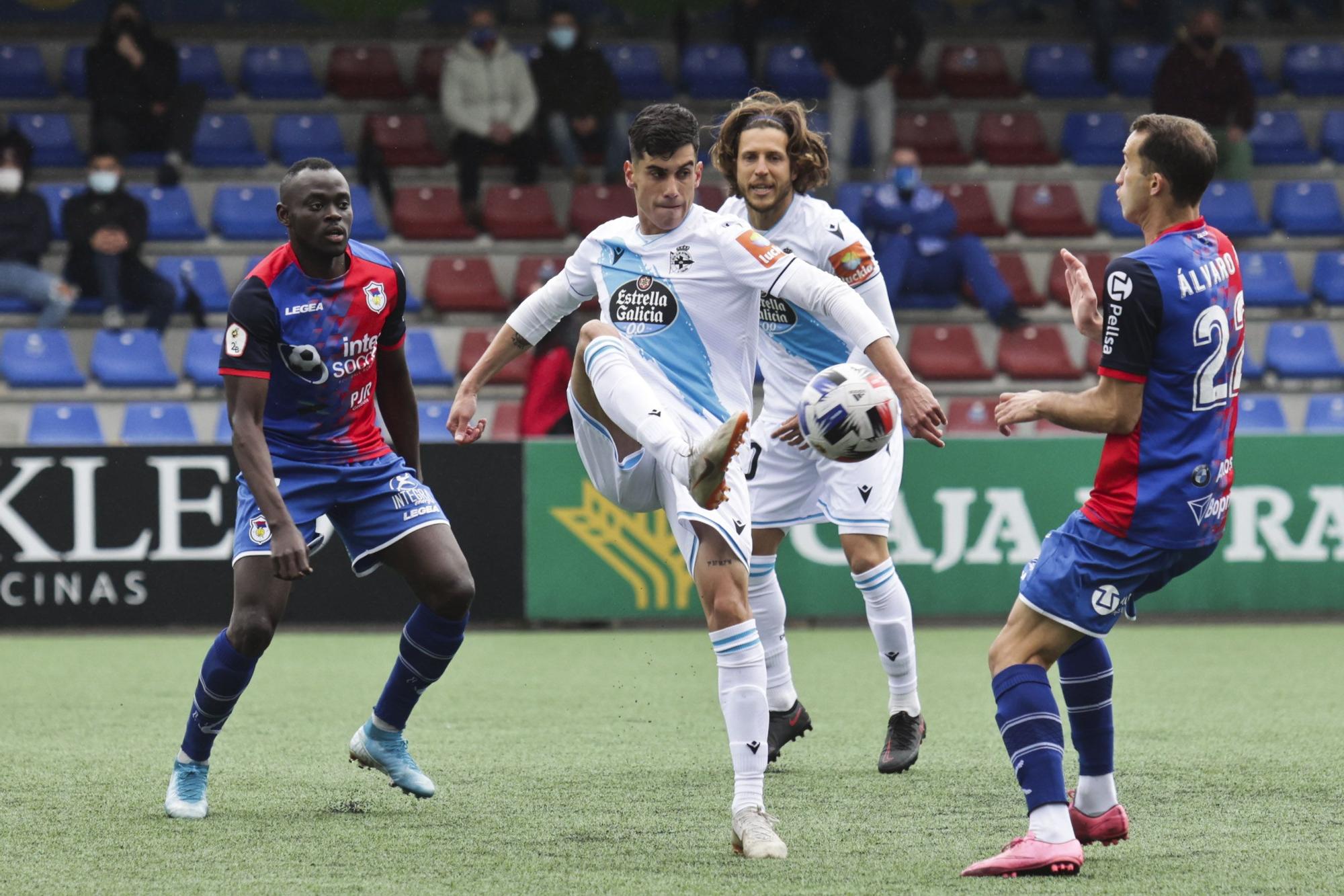 El Deportivo pierde 1-0 ante el Langreo