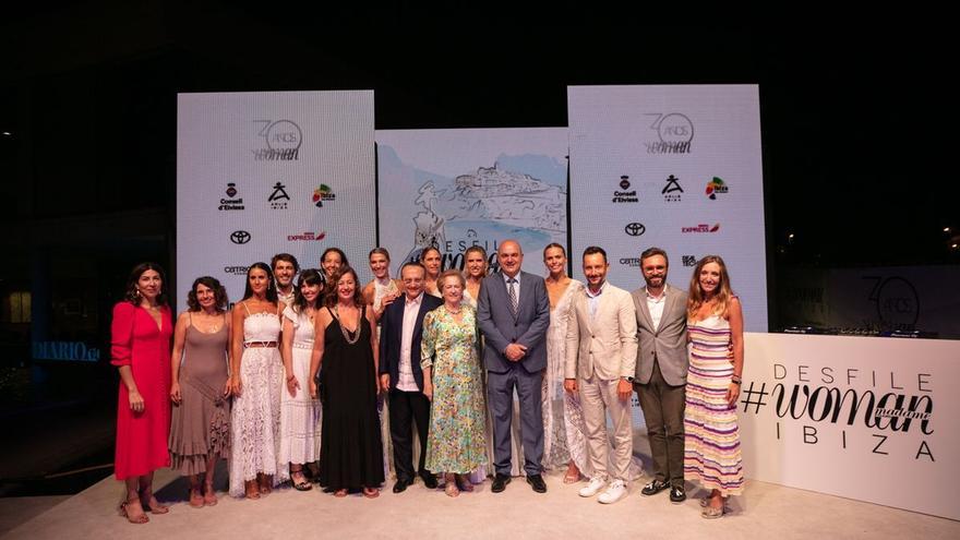 Woman celebra en Ibiza su 30 aniversario con un desfile protagonizado por 14 creadores de moda Adlib