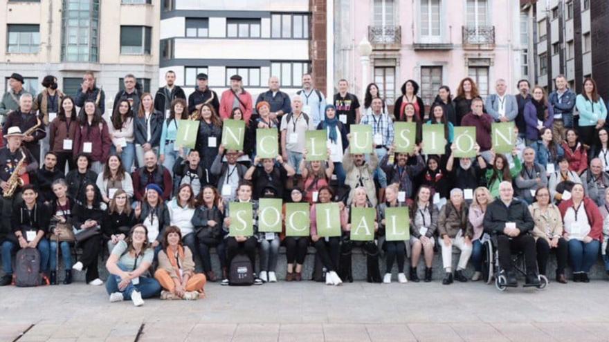 Los asistentes al congreso, ayer, en los Jardines del Náutico.