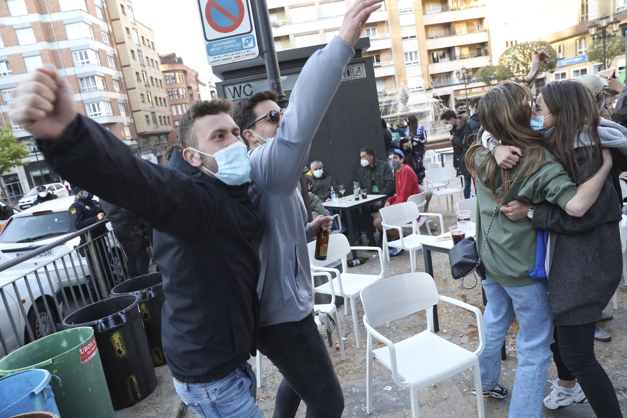 El ambiente en Oviedo durante el derbi