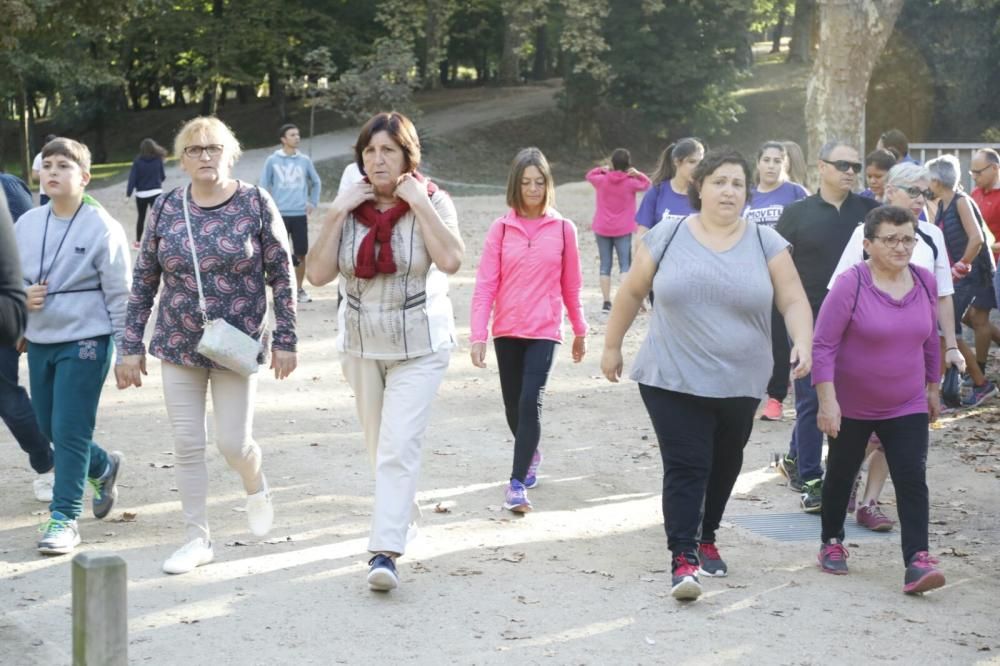 Alrededor de 3.000 personas participaron en la mañana del domingo en la marcha solidaria de 9 kilómetros de Aspanaex.