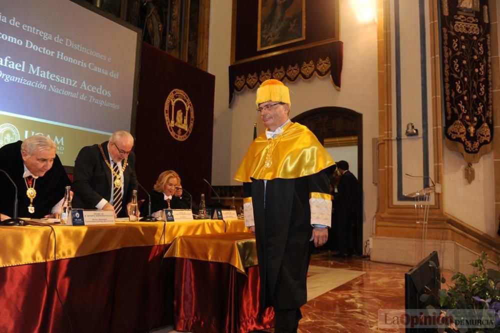 El fundador de la Organización Nacional de Trasplantes, Rafael Matesanz, es investido doctor Honoris Causa por la UCAM