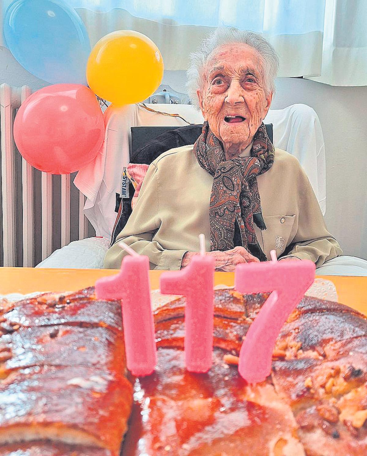 Maria Branyas celebrando sus 117 años