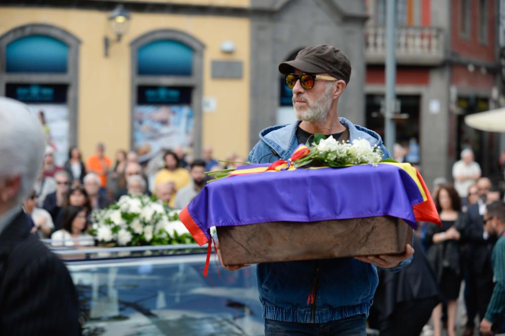 ARUCAS. Entierro de los restos encontrados en el Pozo de Tenoya.  | 24/03/2019 | Fotógrafo: José Carlos Guerra