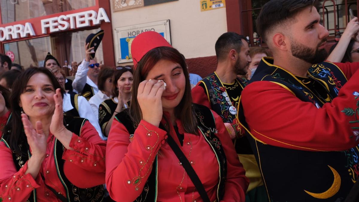 Muchos festeros no han podido evitar reprimir la emoción al reencontrarse con San Bonifacio.