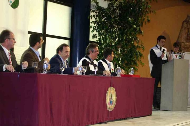 Imposicion de becas del Colegio Mayor Azarbe