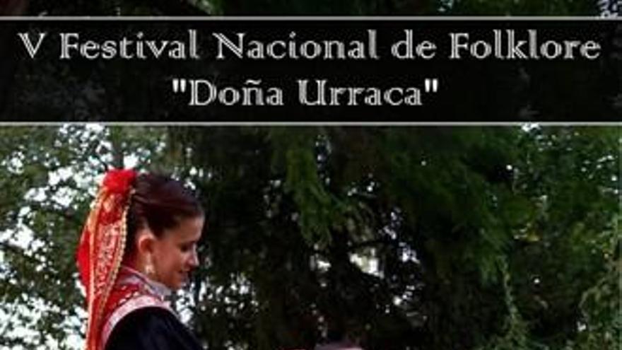 Doña Urraca trae a Zamora a grupos de folklore de Málaga y Huesca