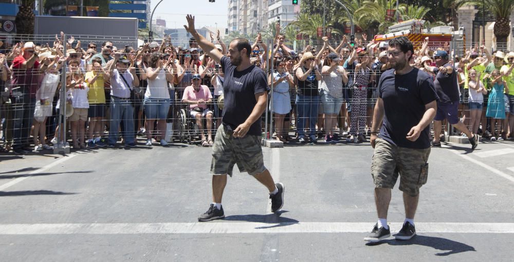 Hogueras 2019: Luceros calienta con la primera mascletà dentro de concurso.