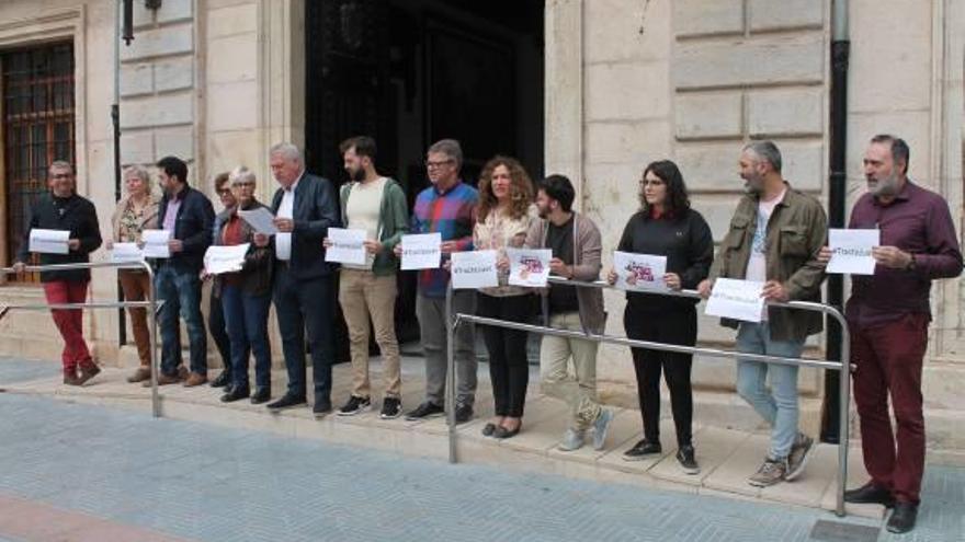 Protesta en casi todos los ayuntamientos