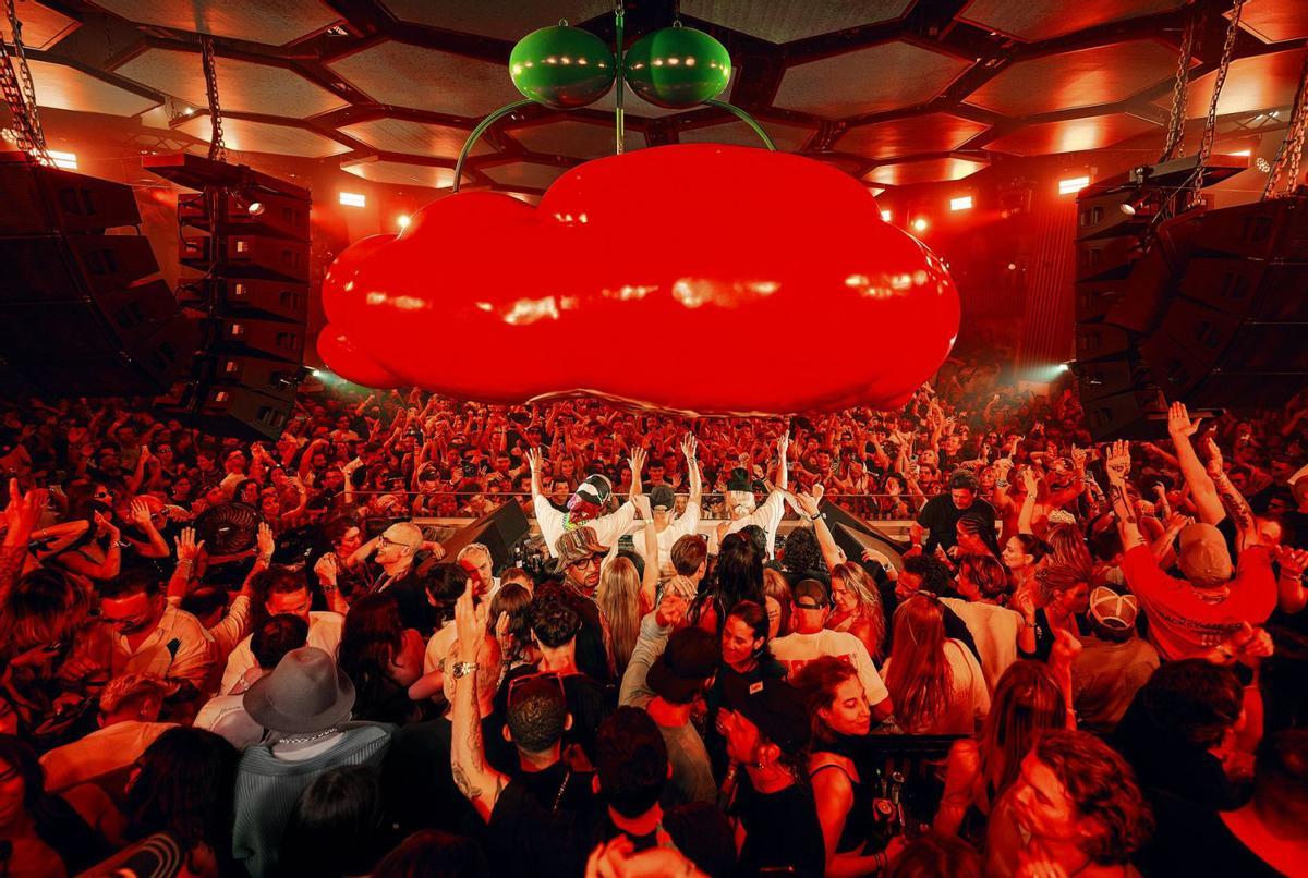 Actuación de Keinemusik en Pacha Ibiza | PACHA